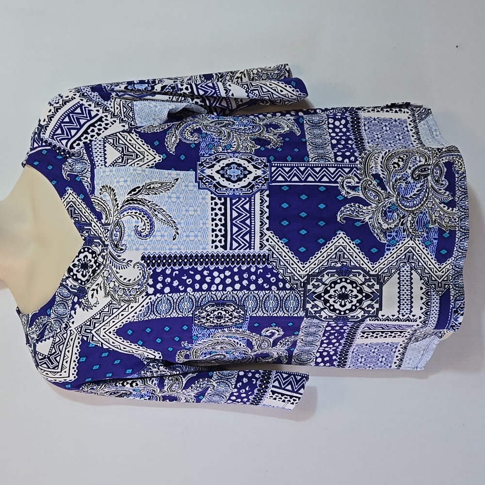 Chico's Travelers Paisley Tunic Top Size 2 Large 12 /14 Travel No Iron Packable